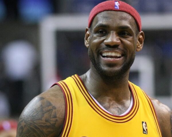LeBron_James_3408968580