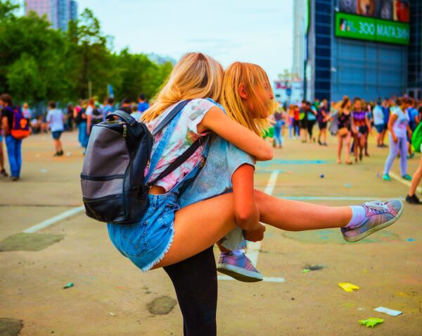 the-festival-of-colors-2475525_1920