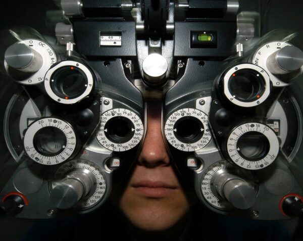 eyeglasses-2003188_1280